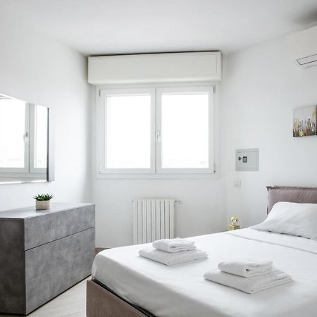 Dehomes - Porta Genova Luxury Stay Μιλάνο Εξωτερικό φωτογραφία